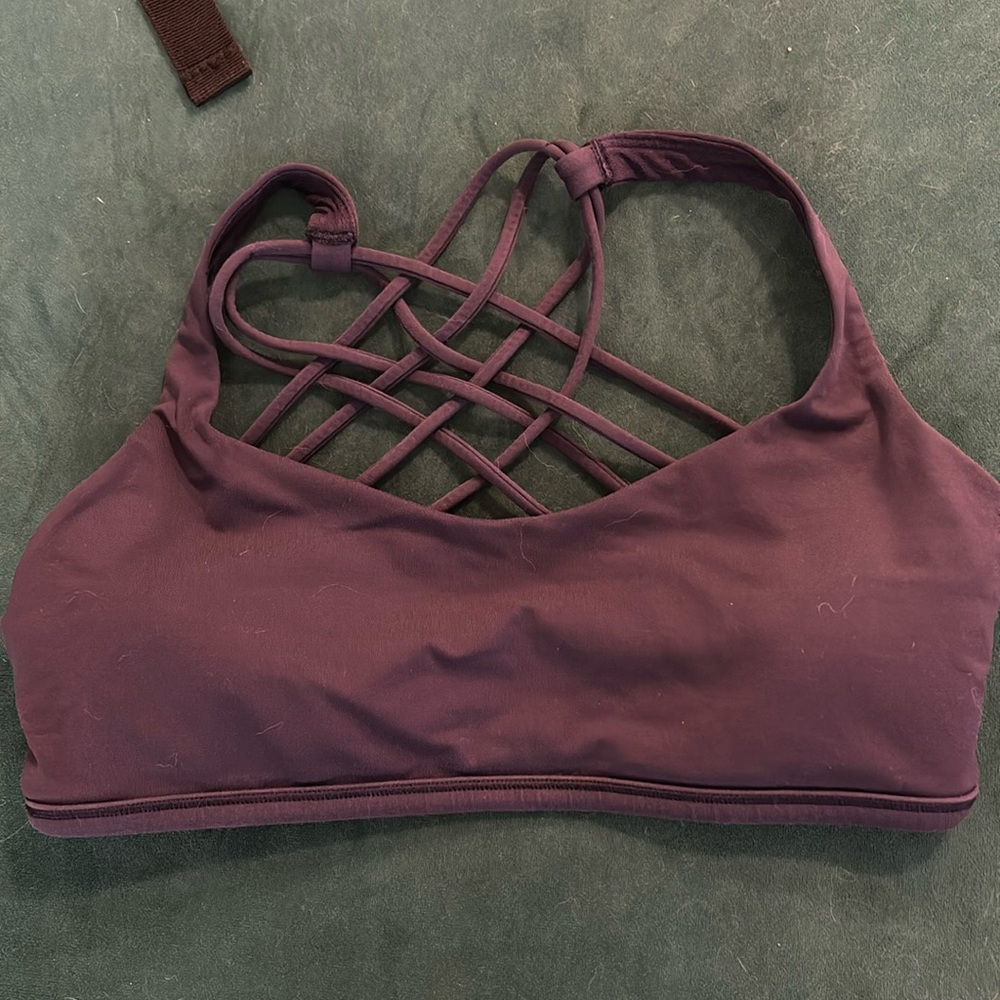 Lululemon free to be zen bra